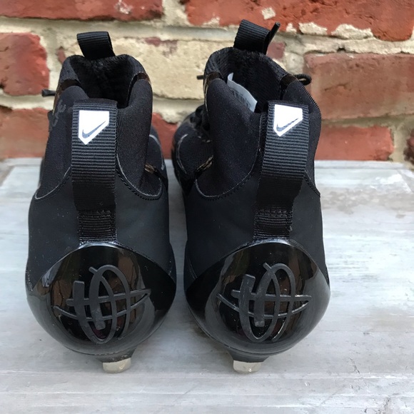 NIKE Alpha Huarache Elite Mid Baseball Cleats - Picture 7 of 8